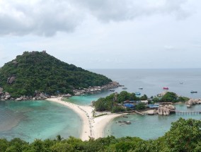 汕尾半月湾风景区，自然之美与人文的交融  汕尾半月湾风景区