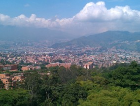 绵山风景区游玩指南，天气与穿衣攻略  绵山风景区天气穿什么衣服